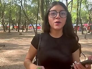 Turista Perdida Termina Follando En Mi Depa